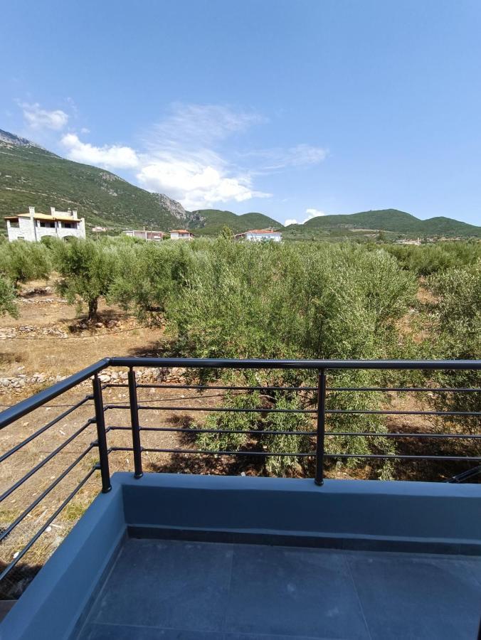 Evilenia Luxury Apartments Kalamata Exterior photo
