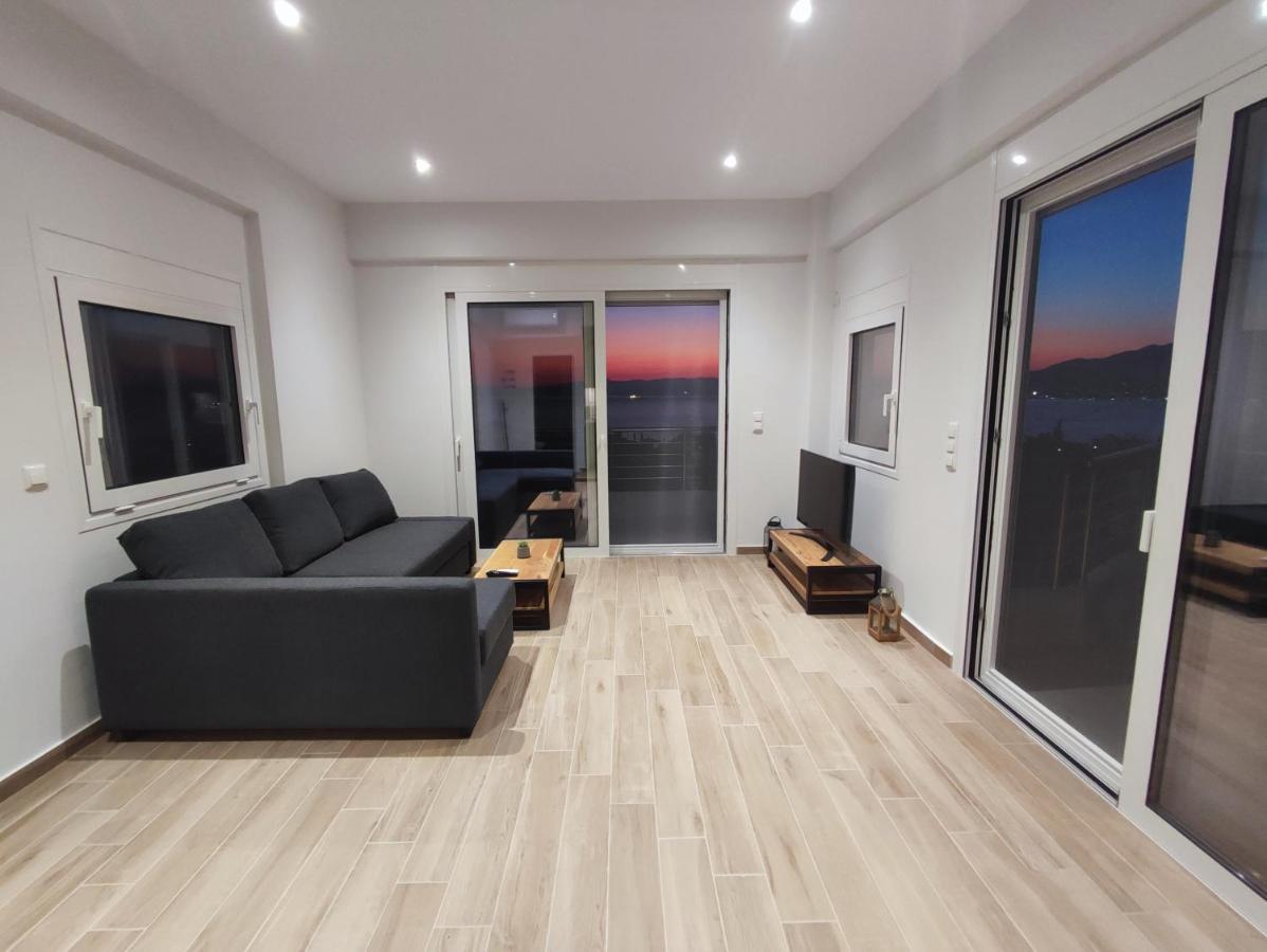 Evilenia Luxury Apartments Kalamata Exterior photo